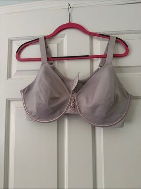 Vanity Fair Smooth Underwire Bra in Light Taupe